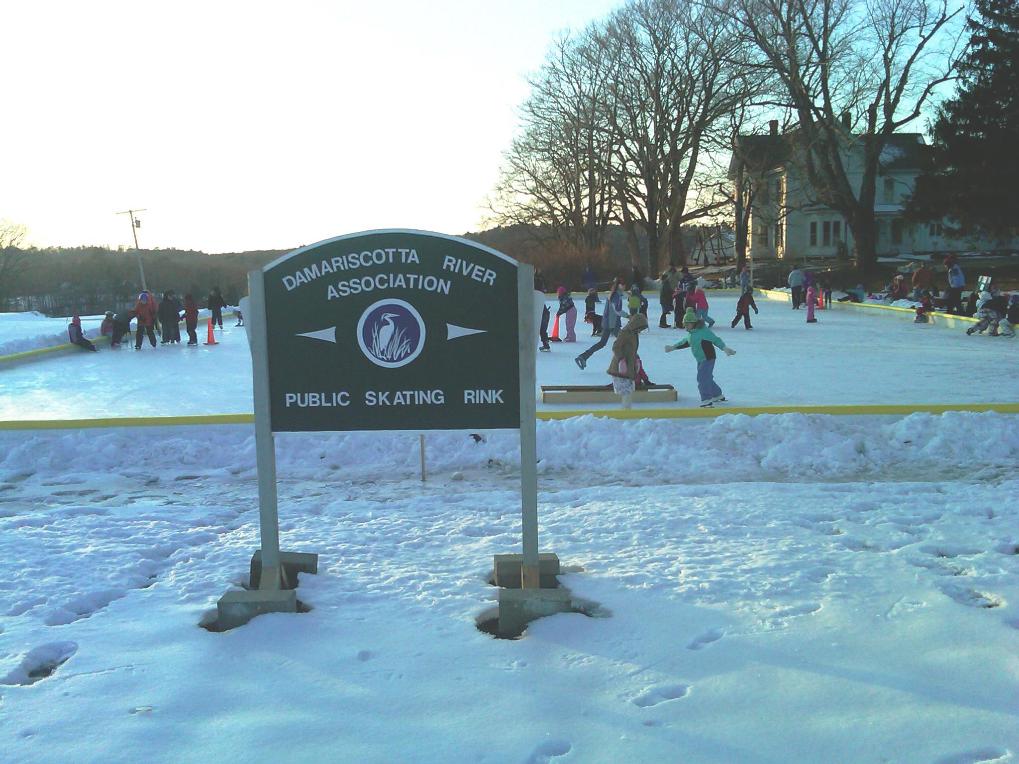 DRA’s Round Top Community Ice Rink – Coming Together Again!